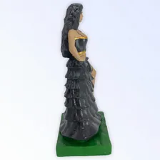 Escultura Pomba Gira Preta 15 Cm Com Crânio No Pé 7 Saias Foto mini 4