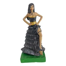 Escultura Pomba Gira Preta 15 Cm Com Crânio No Pé 7 Saias Foto mini 1