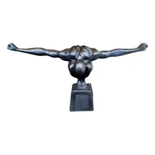 Estátua Homem Fisiculturista Braços Abertos Resina Cor Preto Foto  mini 1