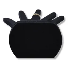 Expositor Para Anel Modelo Mão - Veludo - Anéis Cor Preto Foto mini 4