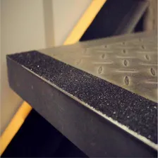 Fita Antiderrapante 20mts Autoadesiva P/ Pisos Preta Escadas Cor Preto Foto mini 3