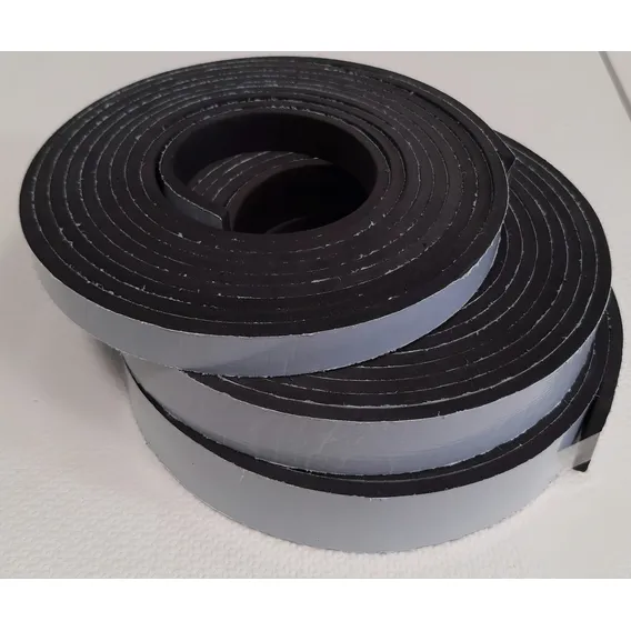 Fita Vedação De Eva Auto Colante Cor Preto Foto 1