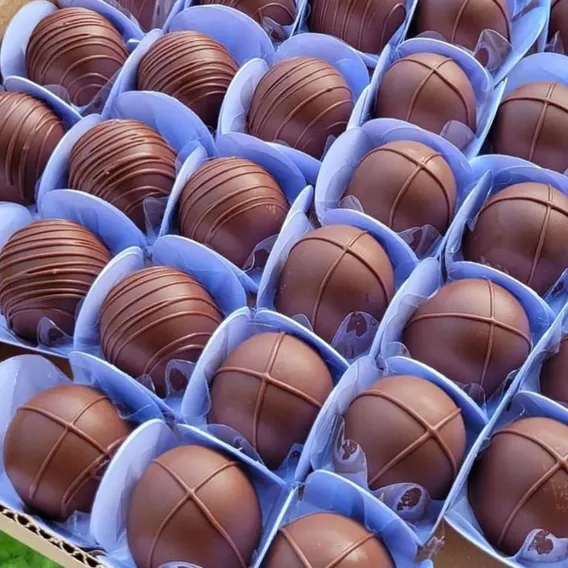 Forminhas De Doces Para Casamento Kit 1000 Branca 4 Pétalas Foto 1
