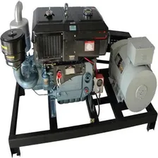 Gerador 10 Kva Trifásico 220v Com Motor Branco 16hp Diesel Foto mini  2