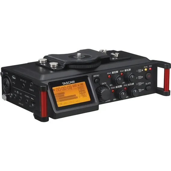 Gravador Tascam Dr-70d 6 Entradas / 4 Trilhas Com Microfones Foto 1