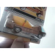 Hot Wheels - Cement Truck - Neo Classics Series - Cor Dourado Foto mini  2