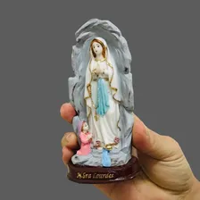 Imagem Nossa Senhora De Lourdes Na Gruta Resina 15 Cm Foto mini 4