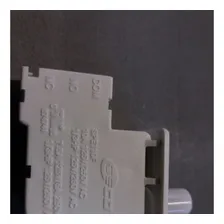 Interruptor Da Porta Electrolux Lava / Seca Lsi09 E Sfe17 Foto mini  3