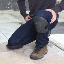 Joelheira De Proteção Para Assentamento De Pisos Lotus Cor Preto Foto mini 4