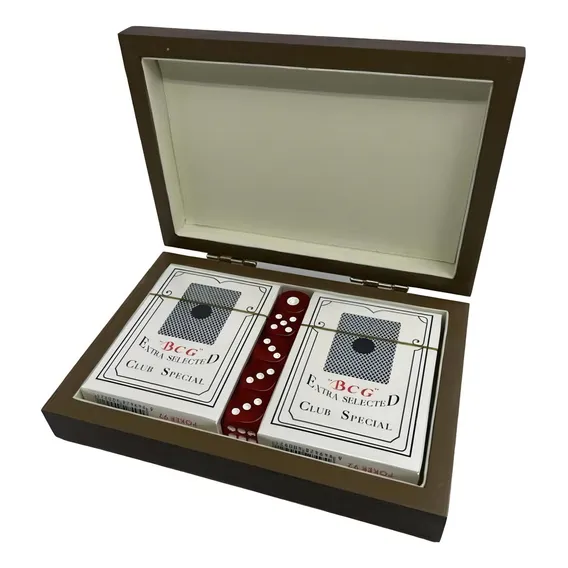 Jogo De Cartas Baralho Com Caixa Personalizada Em Madeira Foto 1