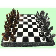 Jogo De Xadrez Medieval Tabuleiro E Peças Em Resina Completo Foto mini 2