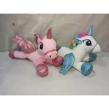 Kit 2 Unicórnios Pelúcia Princesa Deitado Asas Grande 30cm Foto mini  2