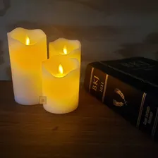 Kit 2 Velas Led Pilha Média Parafina Chama Viva Oscilante Foto mini 2