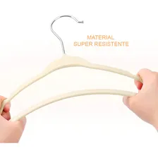 Kit 50 Cabides Veludo Antideslizante Bege Foto mini 4