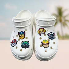 Kit 6 Pins Bottons Emborrachados Para Crocs - O Tema Cor Patrulha Canina Foto mini 2