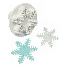 Kit Cortador Ejetor Floco D Neve Pasta Americana Confeitaria Cor Branco Foto mini 4