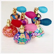 Lindo Porta Perfume Borrifador Kit Com 2 Frascos Perfumeiro Foto mini  2