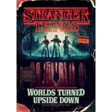 Livro Artbook - Stranger Things: Worlds Turned Upside Down Foto  mini 1
