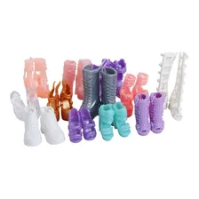 Lote: 12 pares de sapatos mistos Barbie, sandálias, botas, tênis Foto mini 3