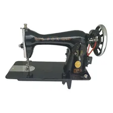 Maquina Costura Doméstica Comun Pretinha Com Motor 220V Foto  mini 1