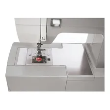 Máquina de costura reta Singer Facilita Pro 4411 portátil - cinza/branco 220V Foto mini  3