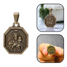 Medalha Pingente Mãe Rainha Dourada Foto mini 1