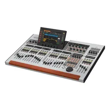 Mesa Digital Wing 48 Canais + Stageboxs32 Digital Behringer Foto mini 4