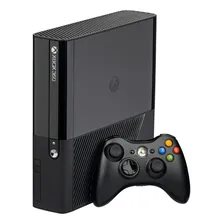 Microsoft Xbox 360 Super Slim 250GB Standard cor preto 2010 Foto mini 4