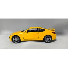 Miniatura Carrinho De Ferro Coleção Hyundai Genesis Cor Amarelo Foto mini  3