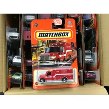 Miniatura Carrinho Ferro Ambulância International Matchbox Cor Miniatura Ambulância Foto mini 4