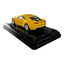 Miniatura Chevrolet Camaro Amarelo Metal 1:64 Foto mini 4