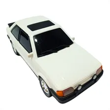 Miniatura Escort Xr3 Ford Anos 80 Coleção Carros Clássicos Cor Branco Foto  mini 1
