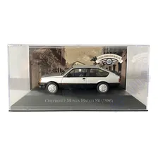 Miniatura Monza Hatch Coleção Carros Inesquecíveis Do Brasil Cor Prateado Foto  mini 1