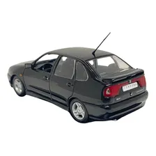 Miniatura Seat Cordoba 1996 Carros Inesquecíveis Foto mini 1