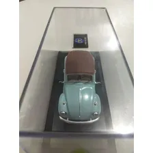 Miniatura Volkswagen Fusca Top 1972 Escala 1/43 Azul Bebe Foto mini  3