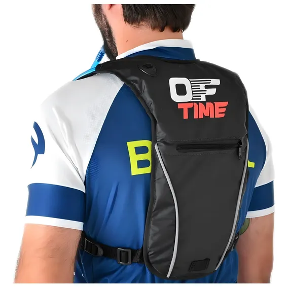 Mochila De Hidratação Slim Offtime 2 Litros Térmica Corrida Cor Preto Desenho Do Tecido Liso Foto 1