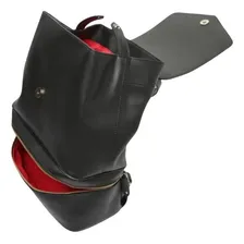 Mochila urbana Schutz SCHUTZ cor preto design liso Foto mini 4