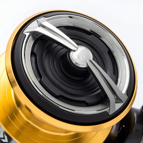 Molinete Daiwa Exceler Lt4000d-c Lançamento Foto 1