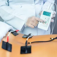 Neurodyn Ibramed Aparelho Fes + Tens Fisioterapia Portátil Foto mini 4