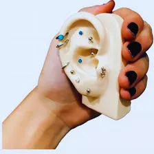 Orelha Direita Silicone Expositor Piercings Realista Foto mini  3