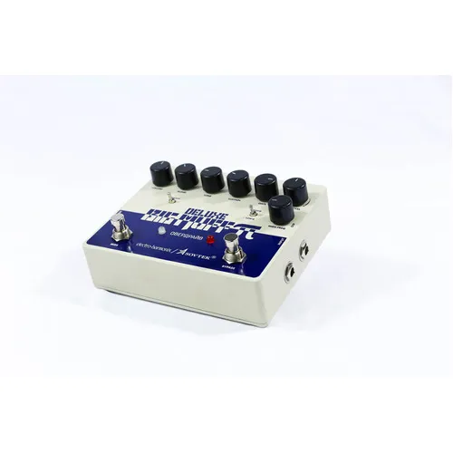 Pedal Electro-harmonix Sovtek Deluxe Big Muff Pi Distortion Cor Branco Foto 1