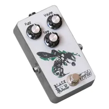 Pedal Para Guitarra Fuzz Black Bee Trefilio Handmade Foto mini 1