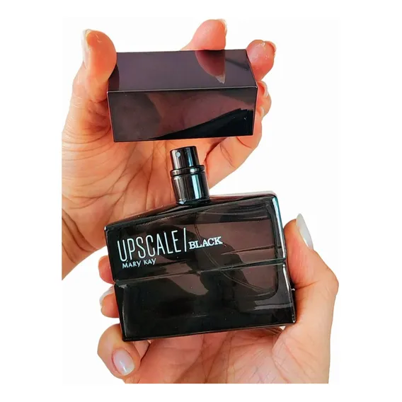 Perfume Upscale Black Deo Col么nia Mary Kay - 75 Foto 1
