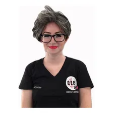 Peruca Fibra Orgânica Curta Nuca Batida Com Franja Grisalha Foto mini 3