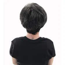 Peruca Fibra Orgânica Curta Nuca Batida Com Franja Grisalha Foto mini 2