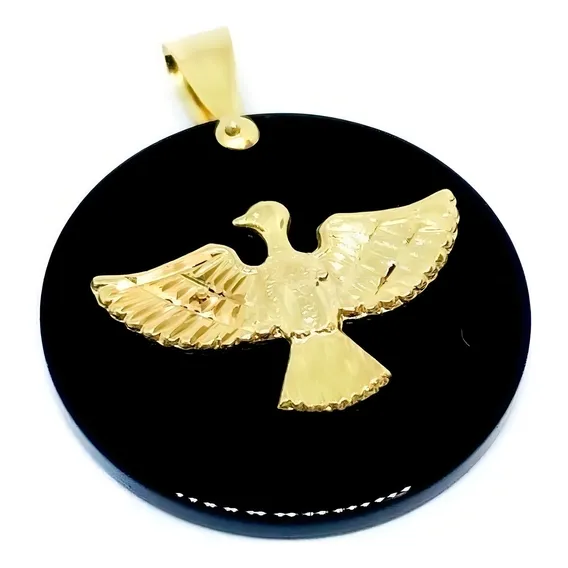 Pingente Divino Espirito Santo Pedra Onix E Ouro 18k - 750 Cor Amarelo Foto 1