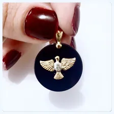 Pingente Divino Espirito Santo Pedra Onix E Ouro 18k - 750 Cor Amarelo Foto mini 3