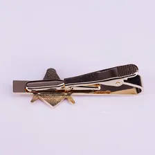 Prendedor Gravata Maçonaria Maçom Compasso Esquadro Metal Cor Dourado Foto mini  3