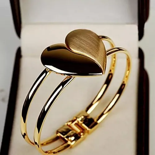 Pulseira Bracelete Folheado Ouro Coração Lindo Foto 1