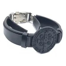 Pulseira Medalha São Bento Preta Couro Preto Foto mini 2